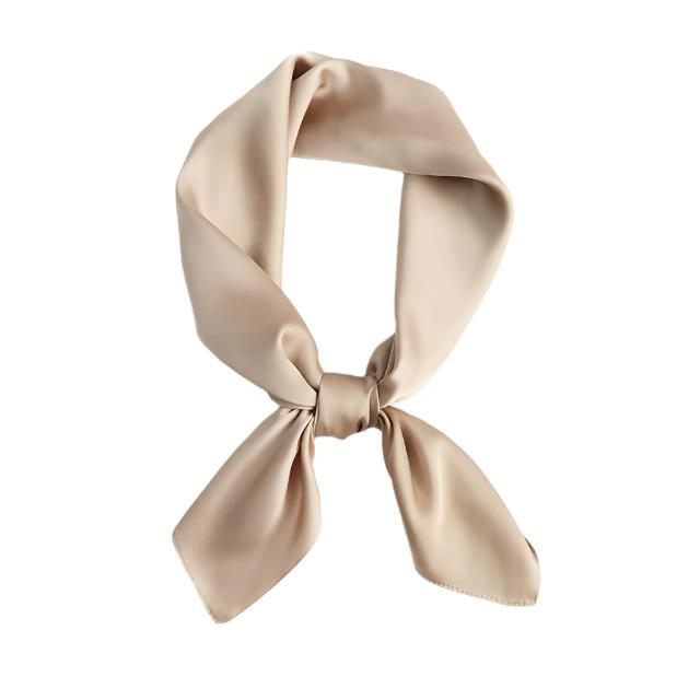 Foulard carré en satin avec drapeau vintage de l'Italie et de l Foulard carré en satin avec drapeau vintage de l'Italie et de l